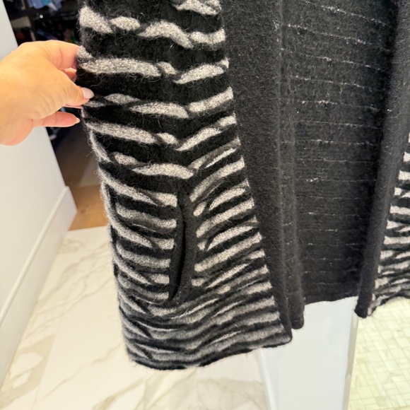 Wool long vest/cardigan by Sara Pacini - Picture 3 of 4